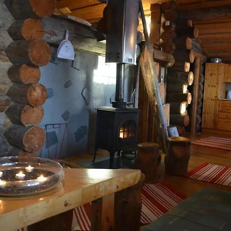 شاليه Arctic Log Cabin