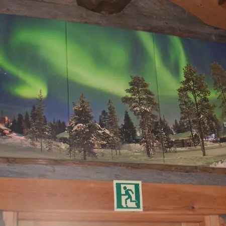 Arctic Log Cabin ساريسيلكا